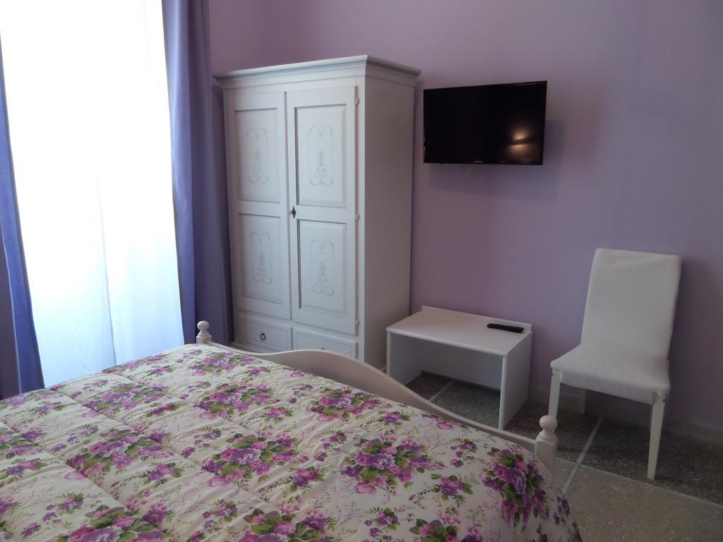 325 Rooms Ai Fori Rome Luaran gambar
